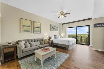 Image de Origin 525 | Amazing Value! Cozy Studio Near Beach & Pier Park + Free Activities!