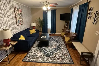 Image de The Lyon’s Den- Boutique bungalow in the heart of Batesville, Arkansas