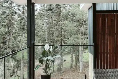 Image de Wallaby 2 Bed, 1 Bath Cottage - Private Parkland Setting with Lake View