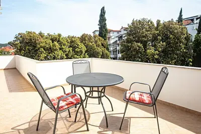 Image de Appartement de deux chambres avec la terrasse Pakostane, Biograd (A-22375-i)