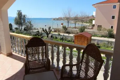 Image de Appartement de deux chambres prés de la plage Privlaka, Zadar (A-22380-a)