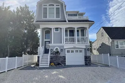 Image de Bay Side 4 Bedroom 157974