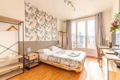 Image de Cosy T1 \"Lavoisier\" tout équipée avec balcon Cl-Fd