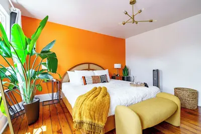 Image de Victorian Home 🌿🐯 3 King Beds 👑  | Free Parking  | Short North | Downtown | High Street! !