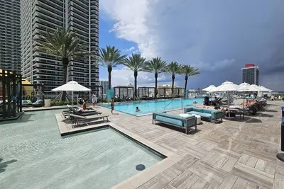 Image de Stunning Ocean Views - Lyfe Resort & Residences. Unit 2210.