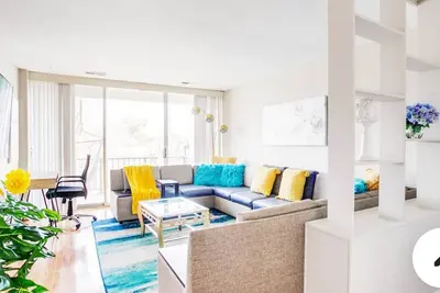 Image de Cozy 2-bedroom condo in quaint Aspen Hill with Ac, WiFi