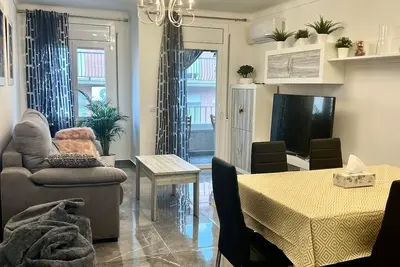 Image de Тихая и уютная совремеменнная квартира недалеко от пляжа