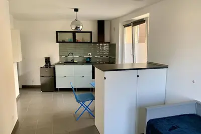 Image de Paris Studio soigné à 5 min à pied du métro / 25 m2