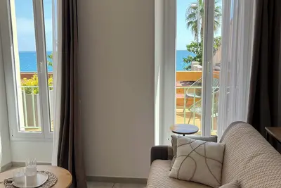 Image de appartement vue mer, 1 min de la plage, pour 4 pers