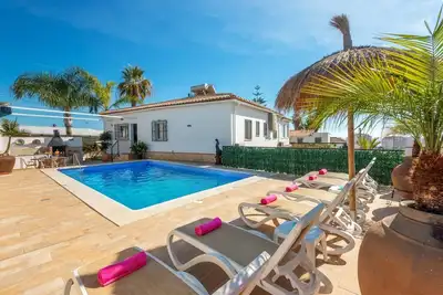 Image de Villa El Olivar by Villa Plus