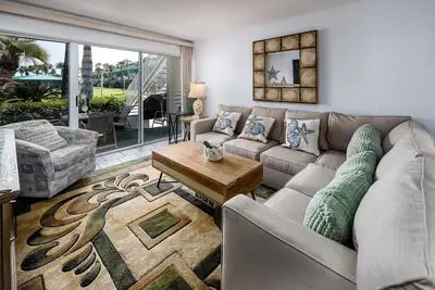 Image de 100a - 1br/1 Bath at Seaspray Condos on Okaloosa Island, Fort Walton Beach, Fl