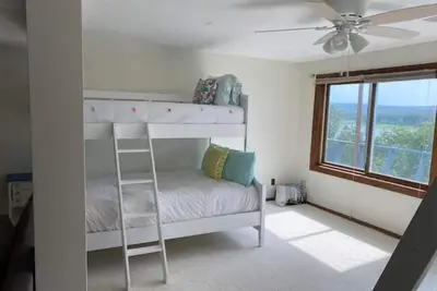 Image de Lake View Retreat