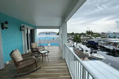 Image de Canal Front Home With Dock For Your Boat. Centrally Located In Key Largo