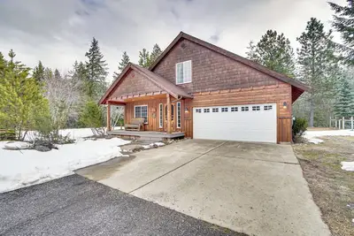 Image de Forested Cle Elum Home w/ Trail Access & Deck
