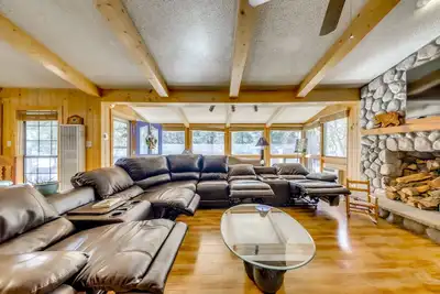 Image de Ruidoso Cabin in the Mtns: River & Forest Views!