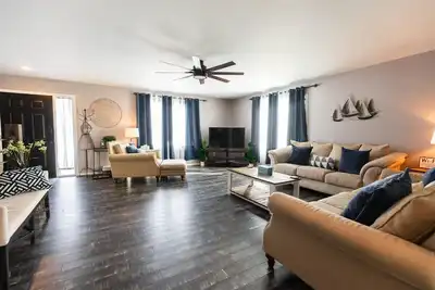 Image de Short Drive Away From Sioux Falls Shopping Hotspots