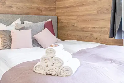 Image de Elegant & Cozy 5br Haven - By The Danube River
