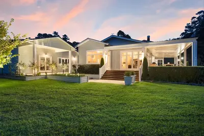 Image de Riverside Retreat Luxury Holiday House
