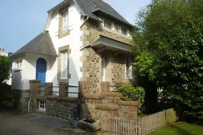 Image de Jolie maison de caractère avec Wifi au centre-ville de Perros-Guirec