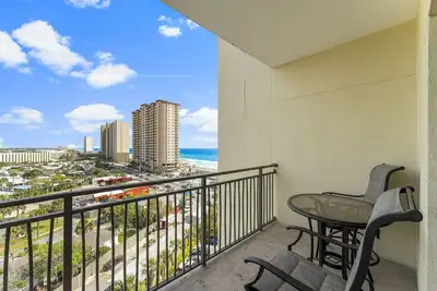 Image de Origin 829 | Sunrise Gulf-View Studio w/ Balcony!
