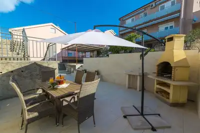 Image de Appartement de trois chambres avec la terrasse et la vue sur le mer Crikvenica (A-22277-a)