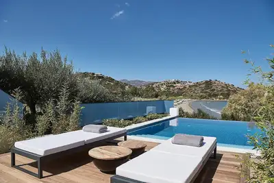 Image de Steps Away from Sandy Beach, Daily Breakfast Included