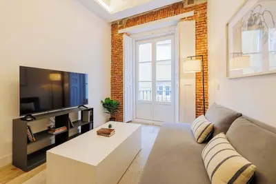 Image de w* | Elegant 2br at Palacio Real