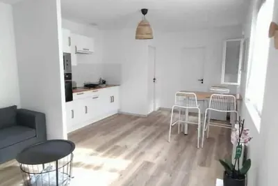 Image de Spacieux studio dans résidence avec parking privé