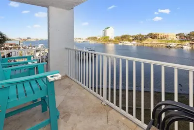 Image de Dp 305b Amazing condo w/Harbor Views
