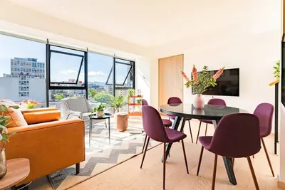 Image de Bright La Roma Penthouse, 100m2 Terrace, Gym