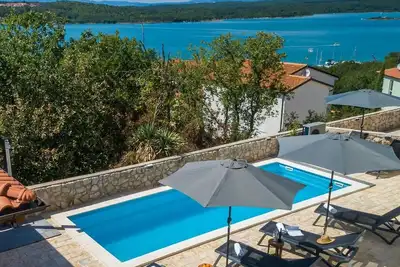 Image de Apartment Dea with heated pool and sea view