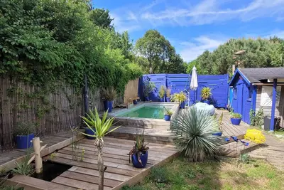 Image de Maison design La Rochelle Piscine privée chauffée