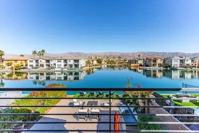 Image de Waterfront Serenity Retreat! Brand New