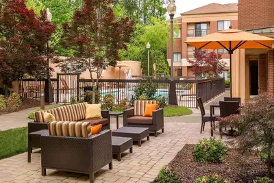 Image de Turn Your Trip Into An Adventure! Free Parking, Pool, Pets Allowed!