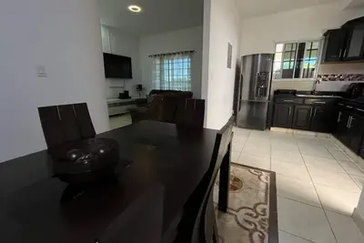 Image de Minutes from downtown Santiago, Chicho Fábrega hospital and Universidad Latina.