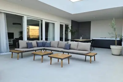 Image de Exclusive Seafront Suites with hot tub