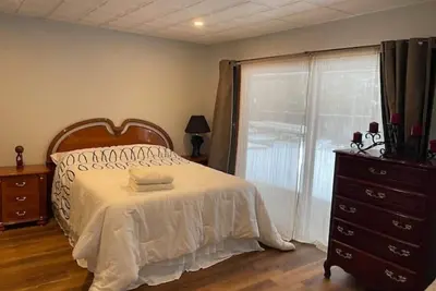 Image de Tranquil Guesthouse Close to Ski Hills - 1 Bedroom\n