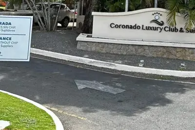Image de Golf, Beach, Pool, and more in a private suite located in a Luxury Complex.