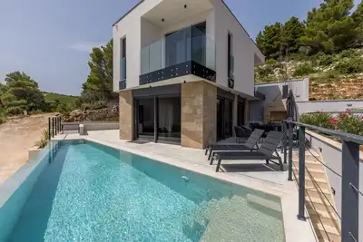 Image de Beachfront Villa Fine Time with Pool I