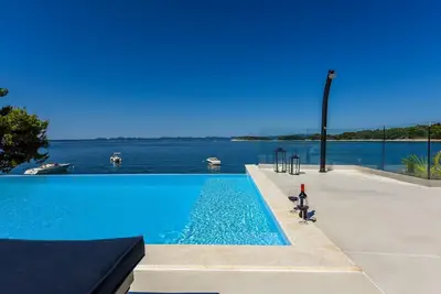 Image de Luxury Villa Aqua Vision with Pool