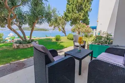 Lumbarda Resort Apartments - Superior One Bedroom Apartment A3