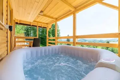 Glamping house Ruby with private jacuzzi
