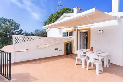 Image de Appartement 'Cova Des Moro 8' avec piscine partagée, Wi-Fi et climatisation