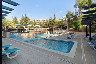 Image de Maison de vacances 'Casa Mila' avec piscine partagée, Wi-Fi et climatisation