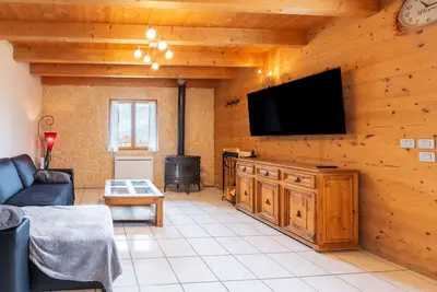 Image de Appartement \"Atypique Lac Annecy\" avec vue sur le lac, balcon et Wi-Fi
