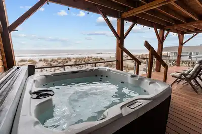 Image de Stunning 6 Br Oceanfront house w/ Hot Tub