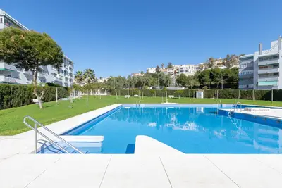 Image de Bajamar De Calaflores -  Fabulous beachfront apartment - Free Wifi