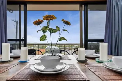 Image de Welcome To Riverview Holiday Villa! Home Overlooking the Beautiful Evans River.