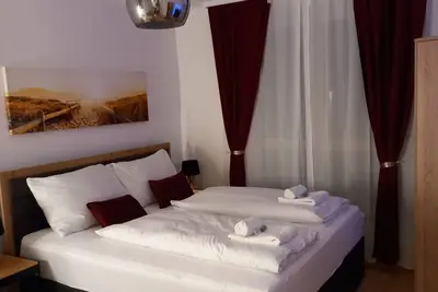 Image de Appartement 'Near Downtown' avec Wi-Fi