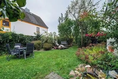 Image de Appartement \"Bettersleepat8\" avec terrasse partagée et Wi-Fi
